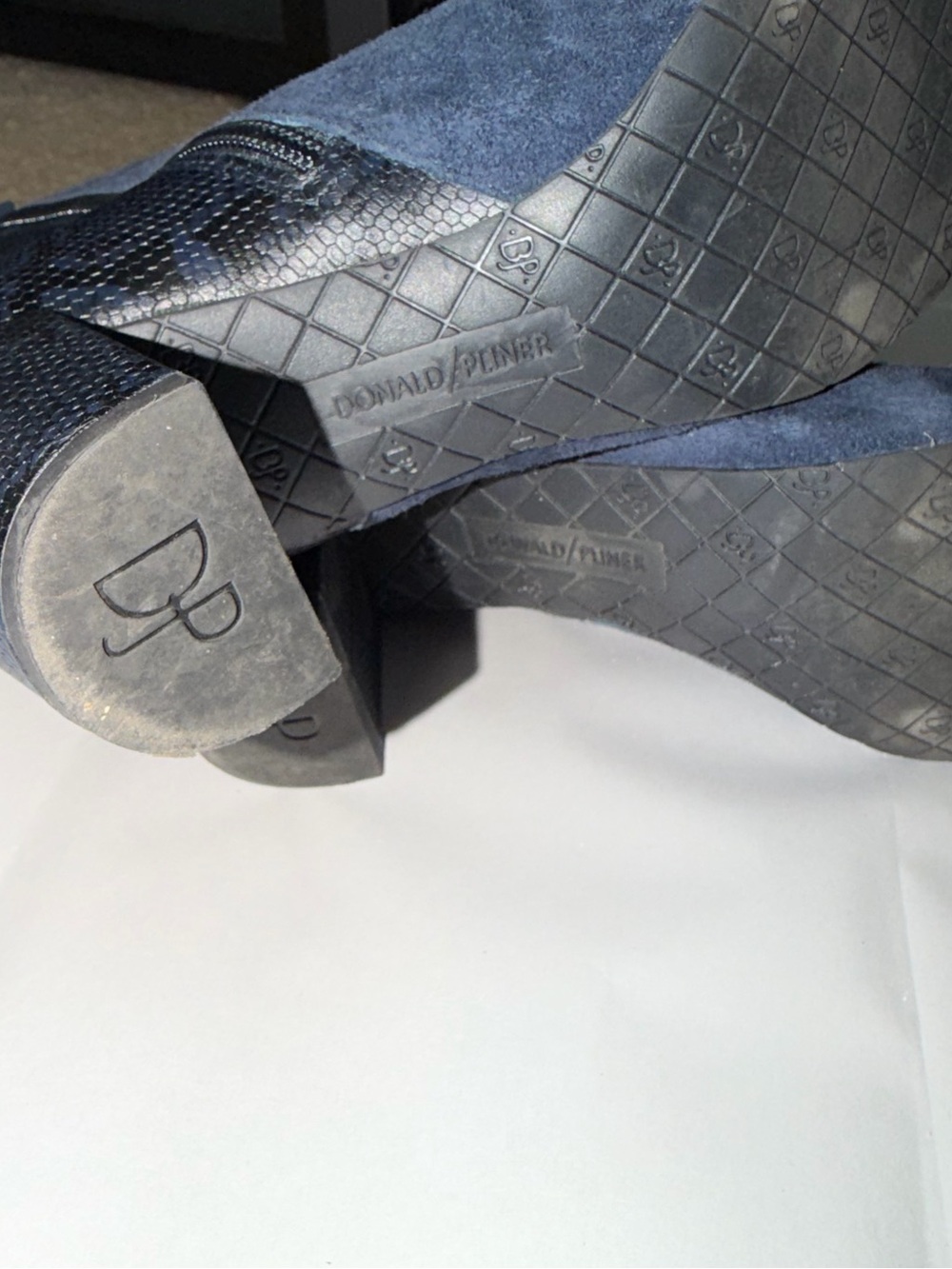 David Pliner Mia Booties - Picture 2 of 4